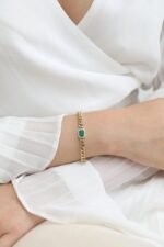 14K Solid Gold Bold Emerald & Diamond Cuban Chain Bracelet - 图片 3