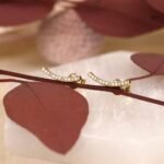 Curved Diamond Bar Studs - 图片 4