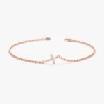 Dainty Sideways Diamond Cross Bracelet - 图片 3