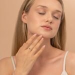 14K Solid Gold Diamond and Pear Cut Emerald Ring - 图片 4