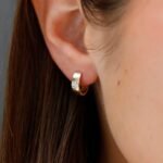 Natural Diamond Clover Huggies - 图片 6