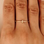 14K Solid Gold Natural Diamond Crescent Ring - 图片 7