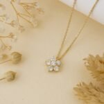 Diamond Flower Necklace - 图片 5