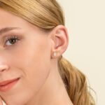 Natural Diamond Hamsa Stud Earrings - 图片 6