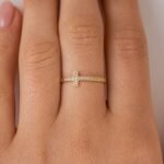 14K Solid Gold Natural Diamond Sideways Cross Ring - 图片 3