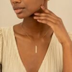 Diamond Vertical Tag Necklace - 图片 3