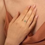 14K Solid Gold Emerald and Natural Diamond Engagement Ring - 图片 5