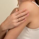 18K Solid Gold Emerald and Natural Diamond Eternity Ring - 图片 3