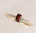14K Solid Gold Garnet and Natural Diamond Engagement Ring - 图片 4