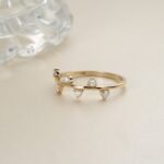 14K Solid Gold Natural Diamond Zigzag Ring - Image 6