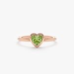 18K Solid Gold Peridot Heart Ring - 图片 3