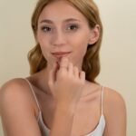 14K Solid Gold Prong Emerald Eternity Band - Image 3