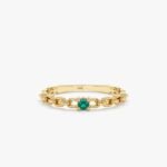 14K Solid Gold Single Emerald Chain Ring - Image 4