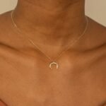 Star Studded Crescent Horn Necklace - 图片 3