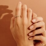 14K Solid Gold Three Line Natural Diamond Crossover Ring - 图片 3