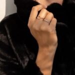 14K Solid Gold Circle Natural Diamond Ring - Image 4