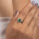 18K Solid Gold Emerald Ring - Image 4