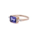 14K Solid Gold Tanzanite Ring - 图片 3
