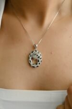 14k Solid White Gold Panther Diamond Onyx Pendant - 图片 4