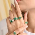 14K Solid Gold Three Stone Emerald Diamond Ring - Image 5