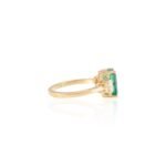 18K Solid Gold Emerald & Diamond Three Stone Ring - Image 4