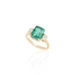 18K Solid Gold Emerald & Diamond Three Stone Ring - Image 3