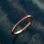 14K Solid Gold Minimalist Sapphire Wedding Ring - 图片 4