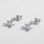 The Karat Store Natural Diamond Crown Stud Earring - Image 4