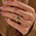 14K 纯金枕形苔藓玛瑙订婚戒指