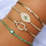 14K Solid Gold Pave Diamond Emerald Evil Eye Bracelet - 图片 2