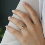 18K Solid Gold Emerald with Halo Diamonds Ring - 图片 6