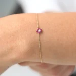 14K Solid Gold Ruby and Diamond Flower Charm Bracelet - 图片 3