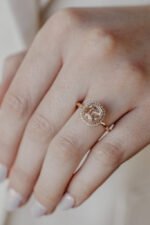 18K Solid Gold Pink Sapphire Engagement Rings - Image 3