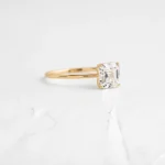 18K Solid Gold Whisper Ring, 1.5ct. Asscher Cut Diamond Moissanite Ring - 图片 6
