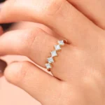 18K Solid Gold  Princess Cut 5 Stone Diamond Wedding Ring - 图片 2