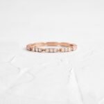 The karat store Inline Ring with Diamond Edging , Diamond Ring for women - 图片 3