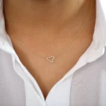 18k Gold Sideways Natural Diamond Heart in Micro Pave Setting - 图片 2