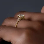 18K Solid Gold Lab-Grown Diamond Ring, 1.01ct. Oval Cut Diamond Ring - 图片 4