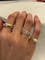 Diamond Letter Signet Ring - 图片 3