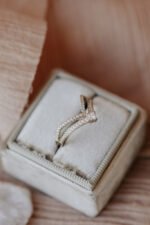 14K solid gold Thin Diamond Ring - 图片 5