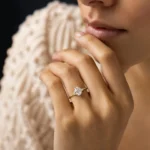 Lady's Slipper Ring, Oval Cut Moissanite Diamond Ring for Women - 图片 5