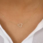 18k Gold Sideways Natural Diamond Heart in Micro Pave Setting - 图片 5