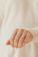 Alternating Baguette and Double Round Diamond Band - Image 3