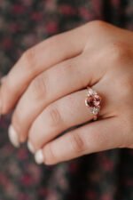 14K Solid Gold 1.98 ct Oval Deep Pink Garnet Ring - Image 2