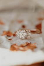 18K Solid Gold Lab-Grown Diamond Marquise Ring - 图片 5