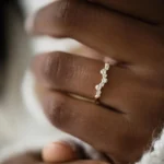 18K Solid Gold  Diamond Wedding Band - 图片 9