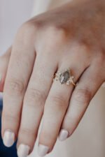 18K Solid Gold & Moissanite Diamond Ring - 图片 2