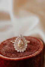 14k Solid Gold Halo Moissanite Diamond Ring - 图片 3
