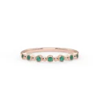 18K Solid Gold Half Eternity Emerald Bezel Ring - 图片 3