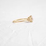 Stargaze Ring, Oval Cut Diamond Moissanite Engagement Ring 18karat Gold Ring - 图片 4